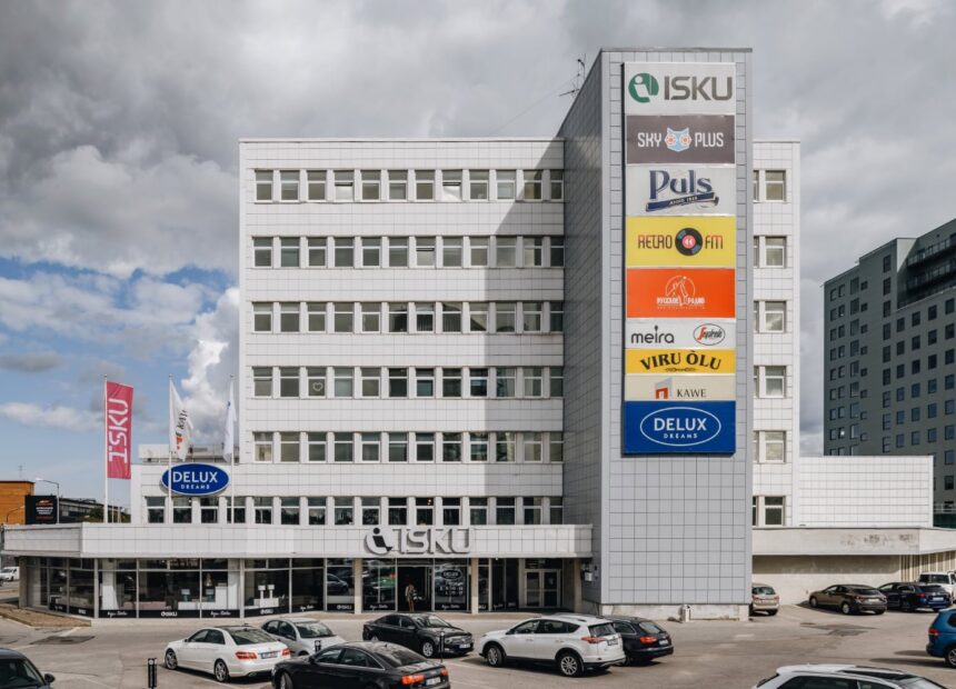ISKU büroohoone kaasaegne välisvaade Tallinnas – modernne kontorihoone