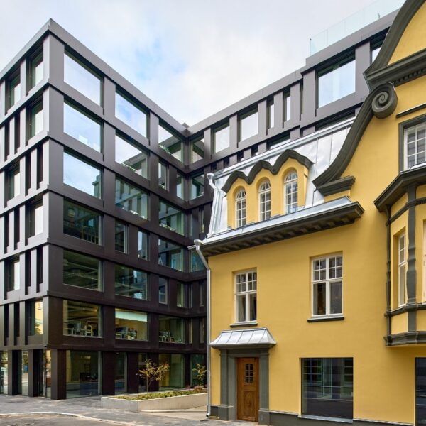 Kawe City büroohoone professionaalne pilt – arhitektuurifoto