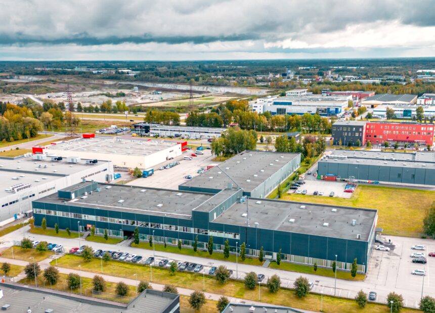 Kuuli tööstushoone detailvaade Tallinnas – tootmishoone arhitektuur