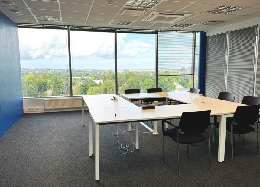 Kawe Ärikeskus 158 hoone 270 m² büroopinna tööruum vaade – professionaalne keskkond