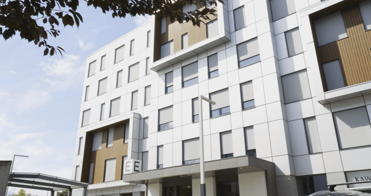 Kawe nutikad välikardinad aitavad hoida kontori kõrvalkulud kontrolli all.